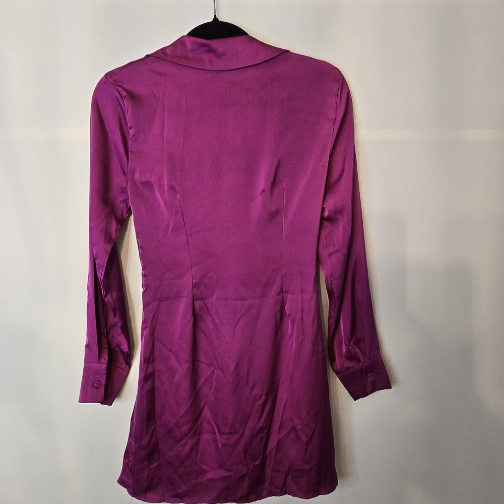 Vestique Women's Size S button down deep-V, silky L/Sl midi shirt  dress - Picture 5 of 8